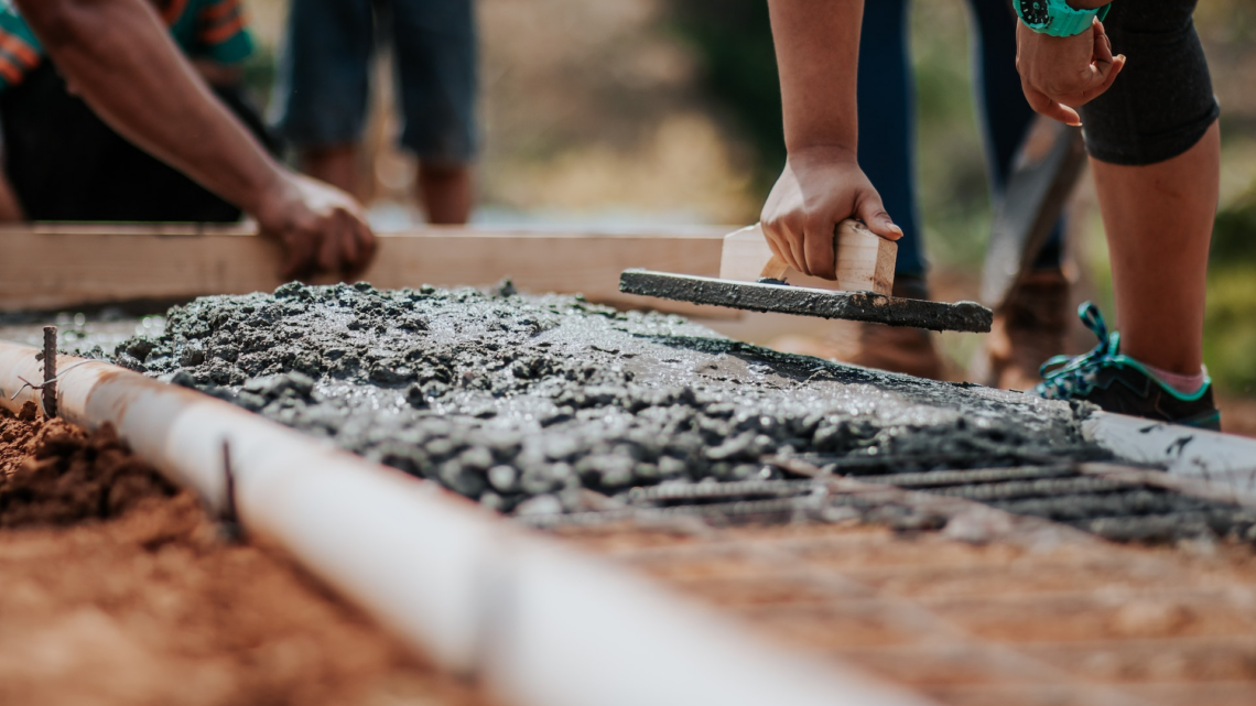 Prix d’une dalle beton de 20m2 : Comparaison selon les types de beton